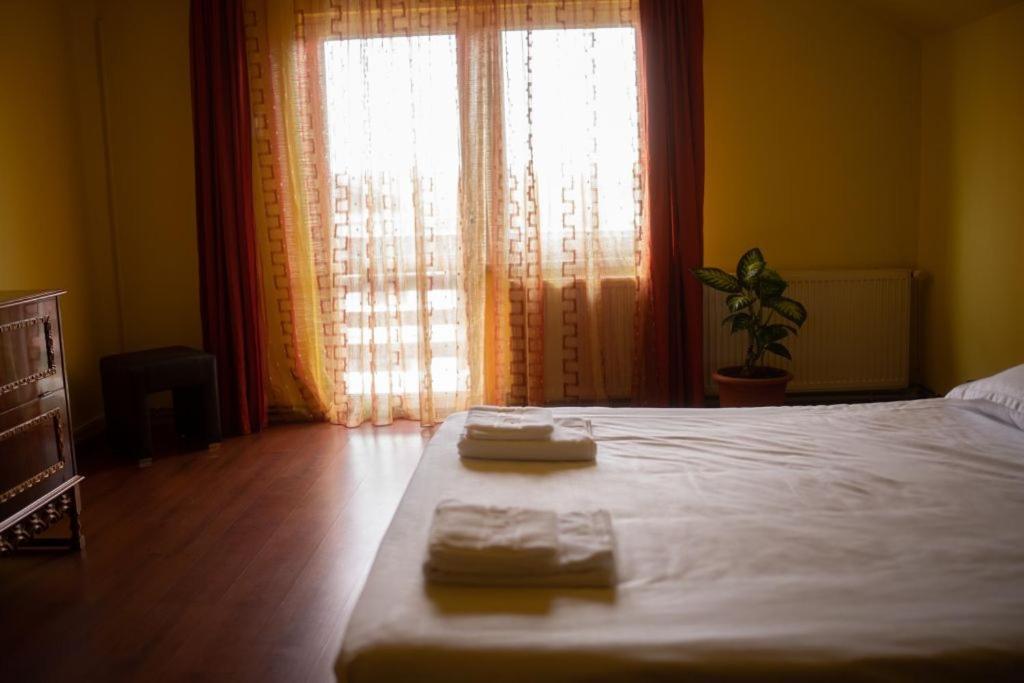 Appartamento Casa Ramona Turda Esterno foto